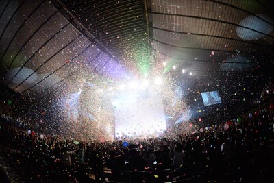 androp「one-man live 2014 at国立代々木競技場・第一体育館」のワンシーン。