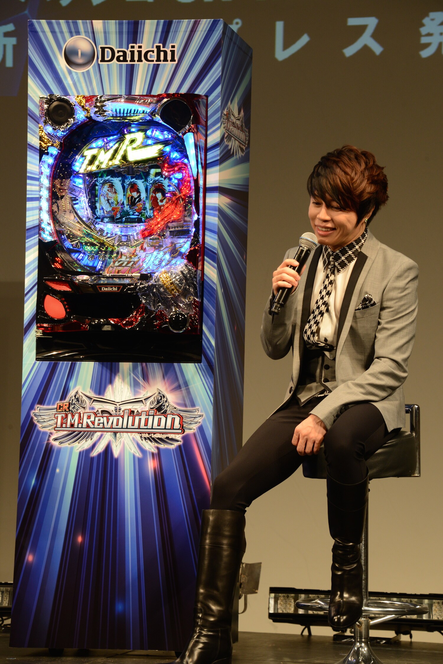 パチンコ　パチスロ　実機　TMレボリューション CR T.M.Revolution（パチンコ）スペック・保留・ボーダー・期待値・攻略