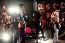 DISH// 「皿組キャンプ2014夏 in 東西2大野音」東京・日比谷野外大音楽堂公演の様子。