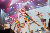 Cheeky Parade「NINE LIVES TOUR～チキパのNATSUMATSURI～」の様子。