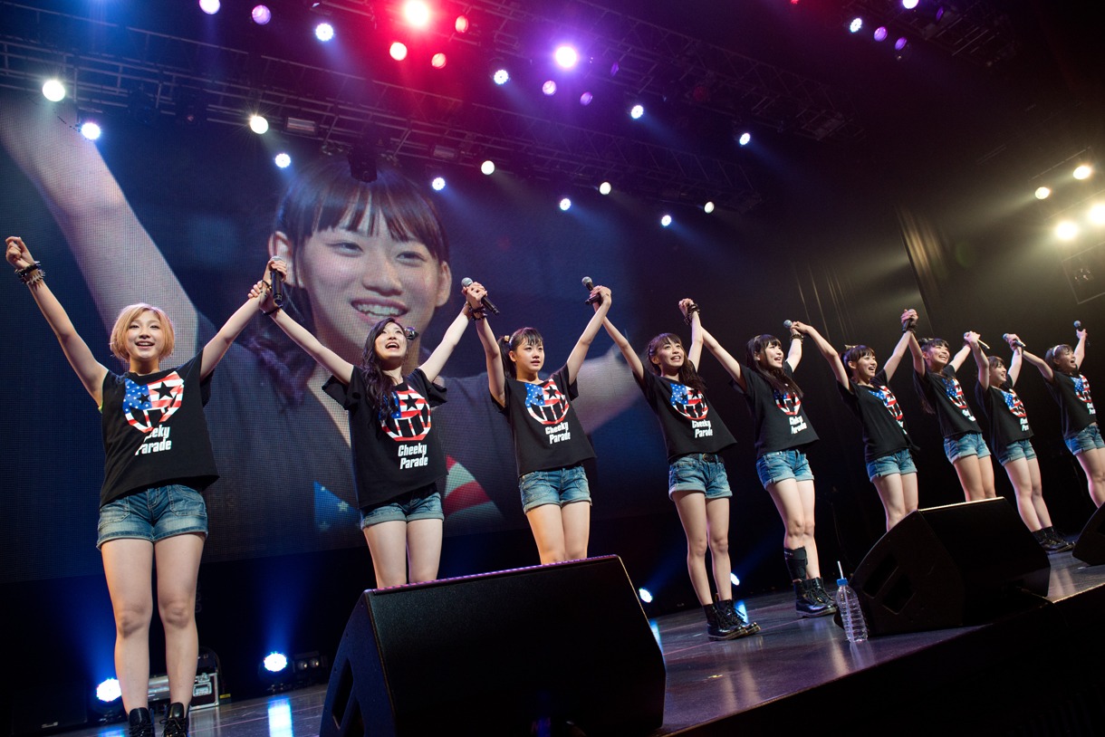 Cheeky Parade「NINE LIVES TOUR～チキパのNATSUMATSURI～」の様子。