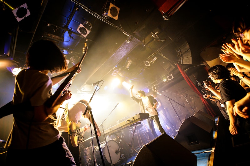 感傷ベクトル「感傷ベクトル ワンマンライブ “一人の終末”」の様子。（撮影：西槇太一）