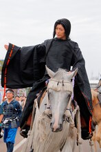 上杉謙信に扮したGACKT。