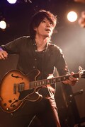 東京公演に出演したフレデリックのライブの様子。（撮影：釘野孝宏）