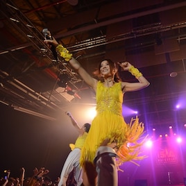 倉木麻衣、台湾公演で現地シンガーとコラボ