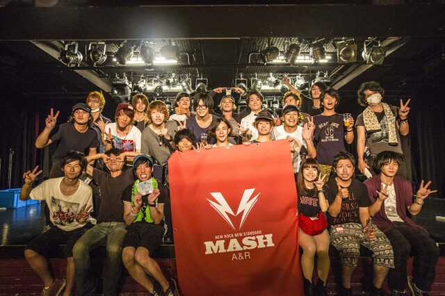 「MASH A&R presents MASH FIGHT! -Vol.2.5-夏のセミファイナル！」大阪公演の出演者。（撮影：渡邉一生）
