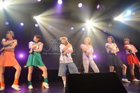 Especia（Negicco×Especia「9 girls!」東京公演の様子）