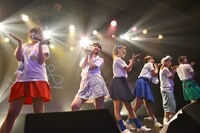 Negipecia（Negicco×Especia「9 girls!」東京公演の様子）