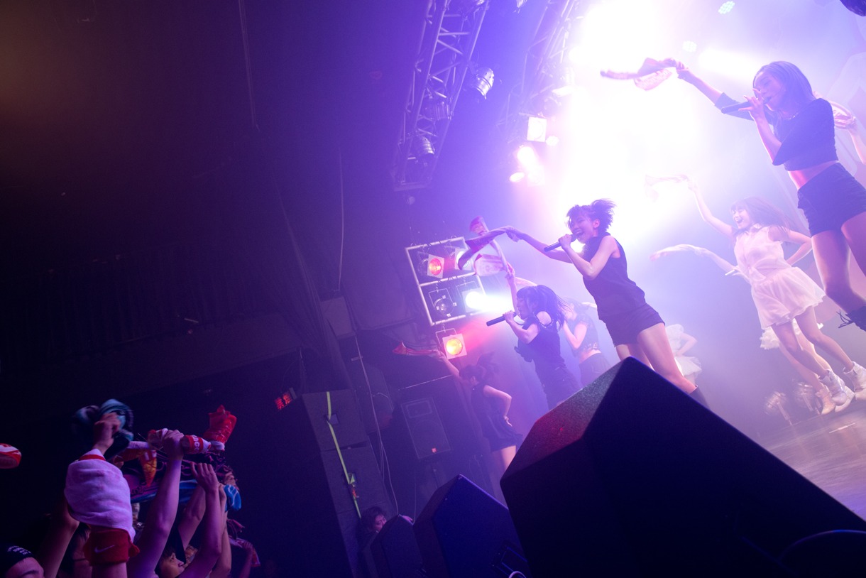 LinQ「SAWAGA night!!」の様子。