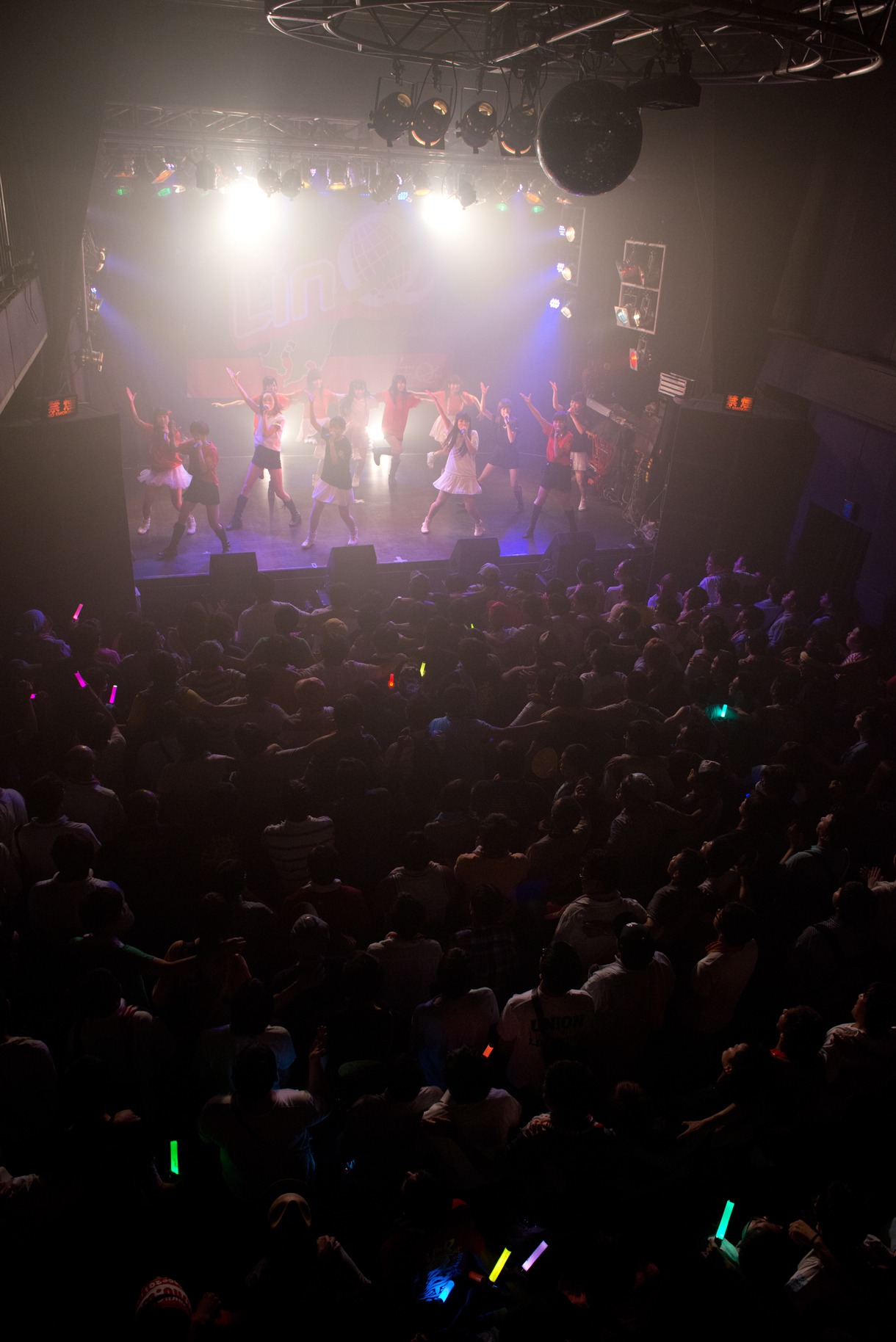 LinQ「SAWAGA night!!」の様子。