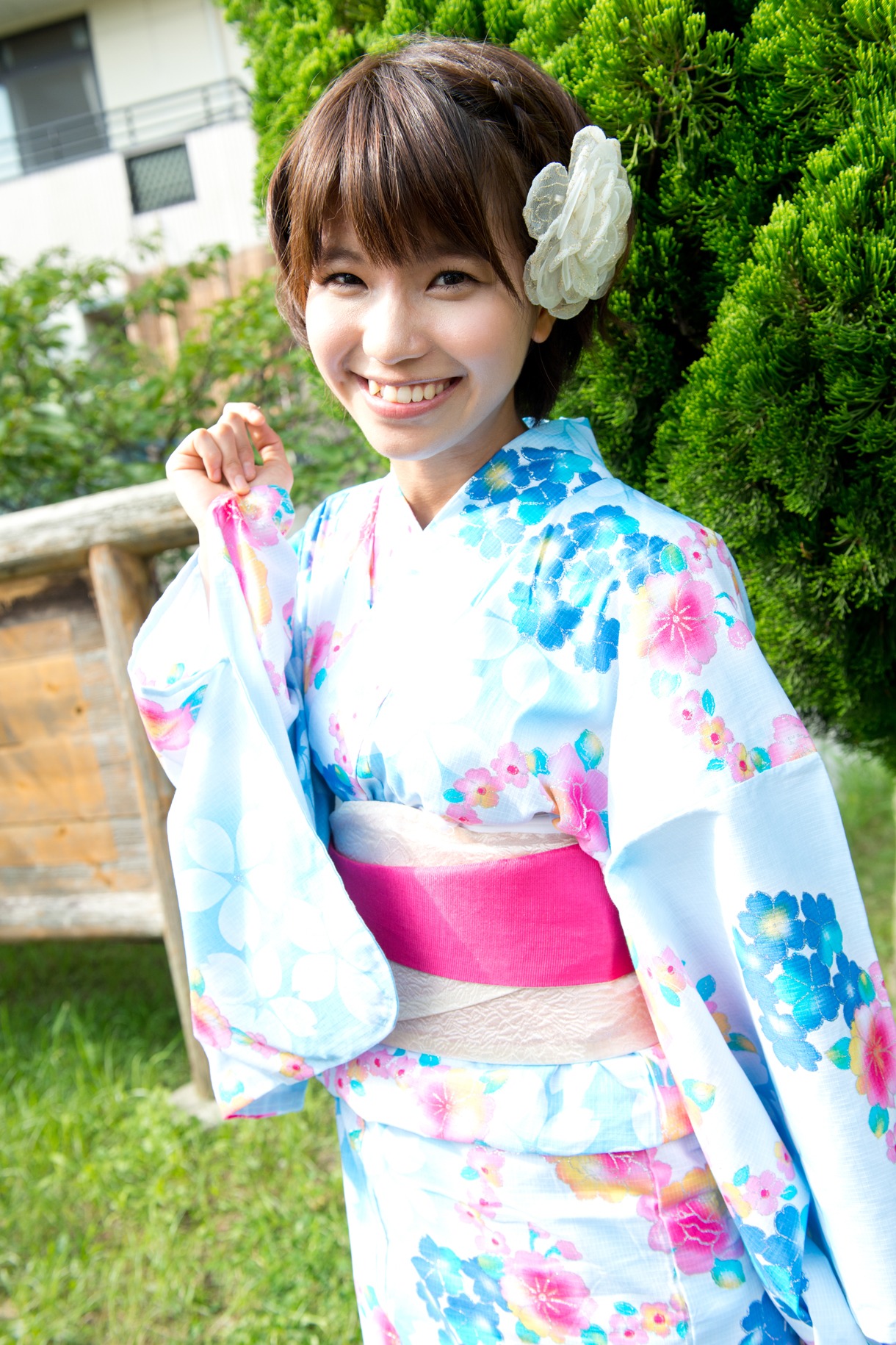 天野なつ