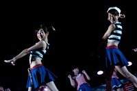 左から由地成美、深瀬智聖。