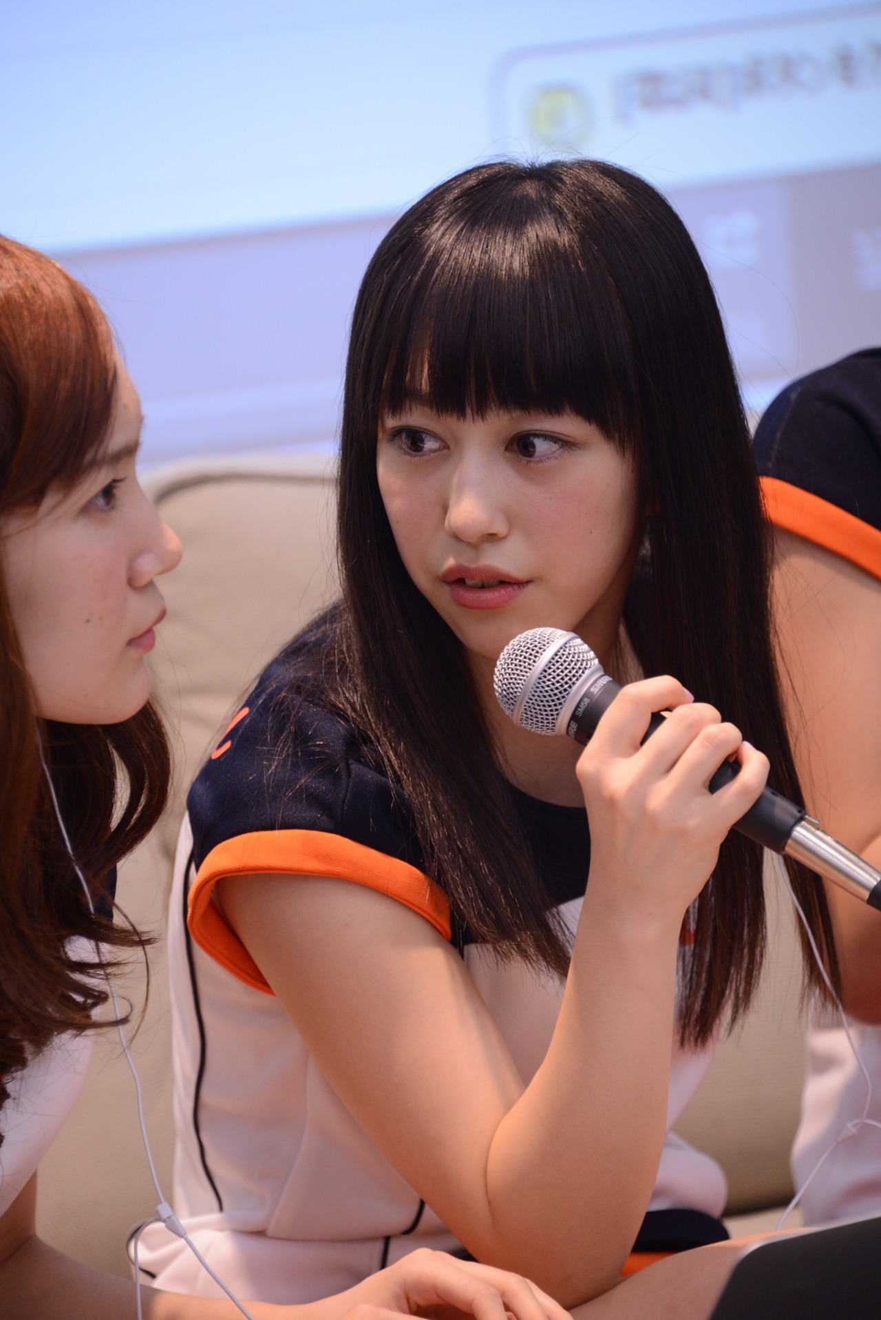岡本真依