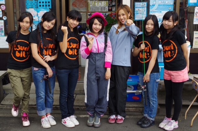 つりビット、SKE48加藤るみら真剣釣り勝負