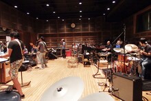 「復活のヤッサ!!」へ向けリハーサルを行うウルフルズ。