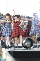 乃木坂46「真夏の全国ツアー2014」明治神宮野球場公演の様子。