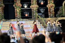 乃木坂46「真夏の全国ツアー2014」明治神宮野球場公演の様子。