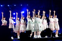 乃木坂46「真夏の全国ツアー2014」明治神宮野球場公演の様子。
