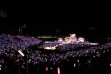 乃木坂46「真夏の全国ツアー2014」明治神宮野球場公演の様子。