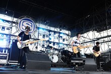 NICO Touches the Walls