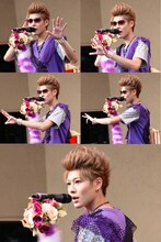 自己紹介するHAMA。