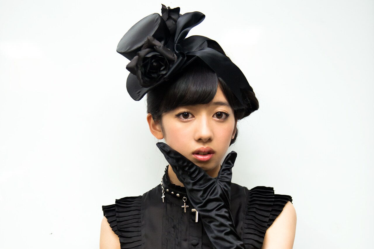 エビ中真山、アニソン歌手としてソロデビュー