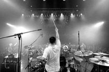 FACTのライブの様子。