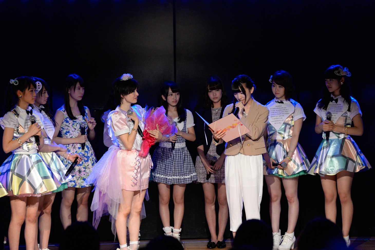 「塚本まり子卒業公演」の様子。 (c)AKS