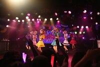 「CUPNOODLE presents でんぱ組.incスペシャルライブ～2014年ボクらは、FUJIYAMAのある国で現代のSAMURAIと出会う！～」東京・渋谷CLUB QUATTRO公演の様子。