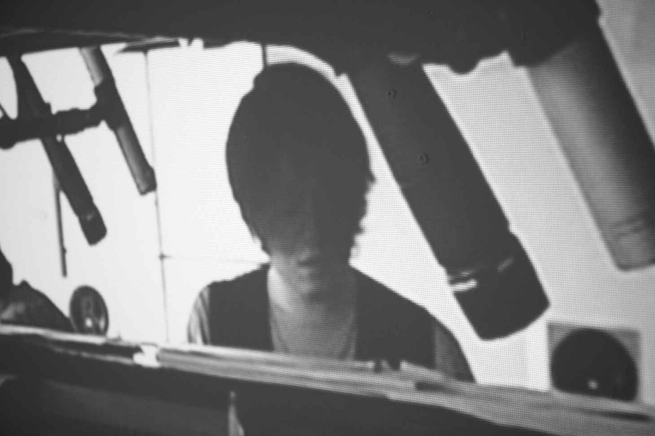 渋谷慶一郎の音楽制作を“監視”するDVD発売