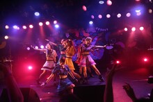 「CUPNOODLE presents でんぱ組.incスペシャルライブ～2014年ボクらは、FUJIYAMAのある国で現代のSAMURAIと出会う！～」東京・渋谷CLUB QUATTRO公演の様子。
