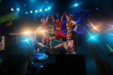 「CUPNOODLE presents でんぱ組.incスペシャルライブ～2014年ボクらは、FUJIYAMAのある国で現代のSAMURAIと出会う！～」東京・渋谷CLUB QUATTRO公演の様子。