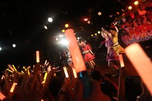 「CUPNOODLE presents でんぱ組.incスペシャルライブ～2014年ボクらは、FUJIYAMAのある国で現代のSAMURAIと出会う！～」東京・渋谷CLUB QUATTRO公演の様子。