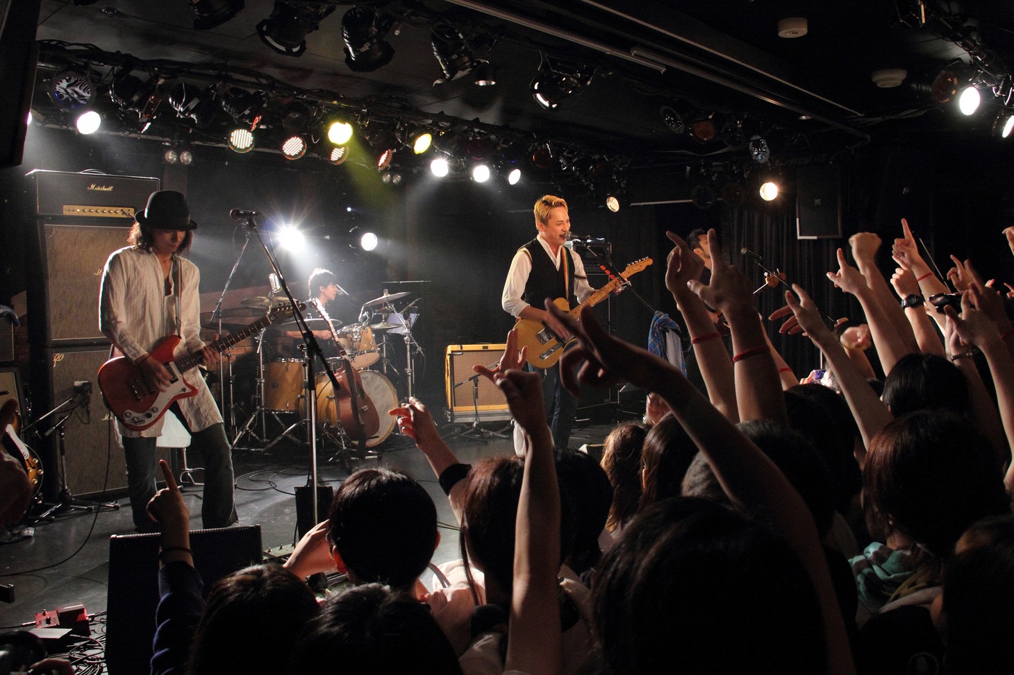 FoZZtone「追加公演！ vol.2 ～The Sound of Music～」の様子。