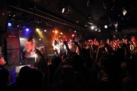 FoZZtone「追加公演！ vol.2 ～The Sound of Music～」の様子。