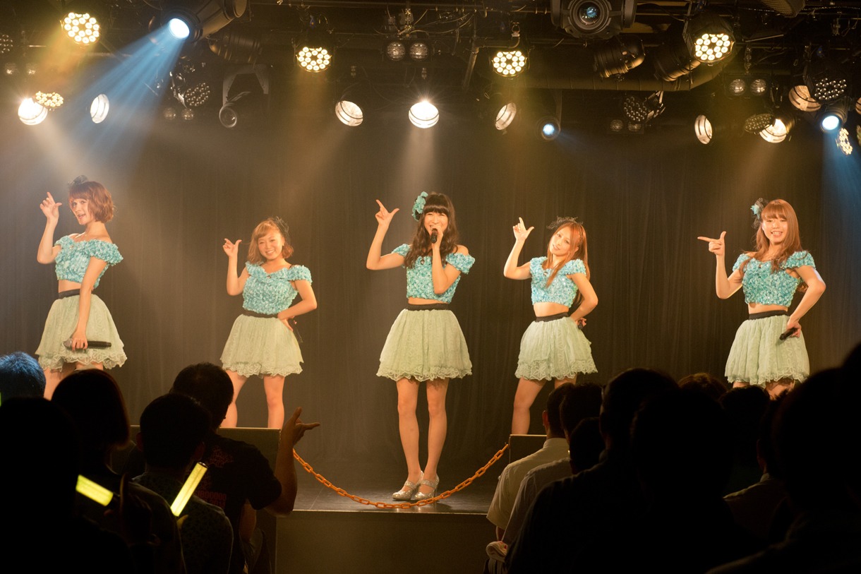 THE ポッシボー定期公演「Road to 中野サンプラザ～番外編～」の様子。