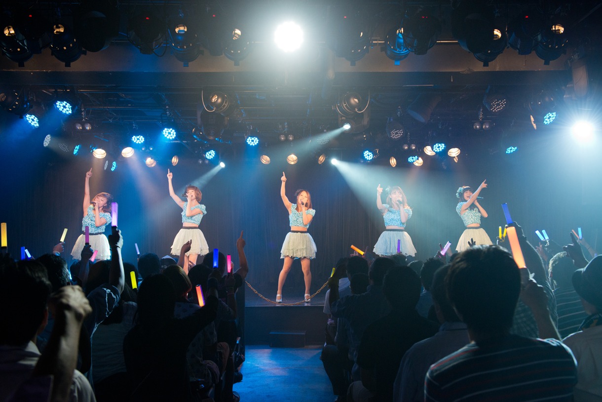 THE ポッシボー定期公演「Road to 中野サンプラザ～番外編～」の様子。