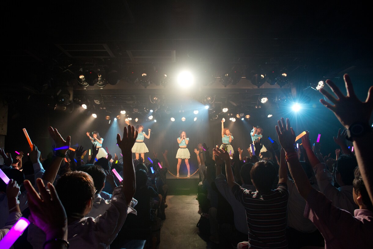 ポッシボー、定期公演で新アルバム全曲熱唱