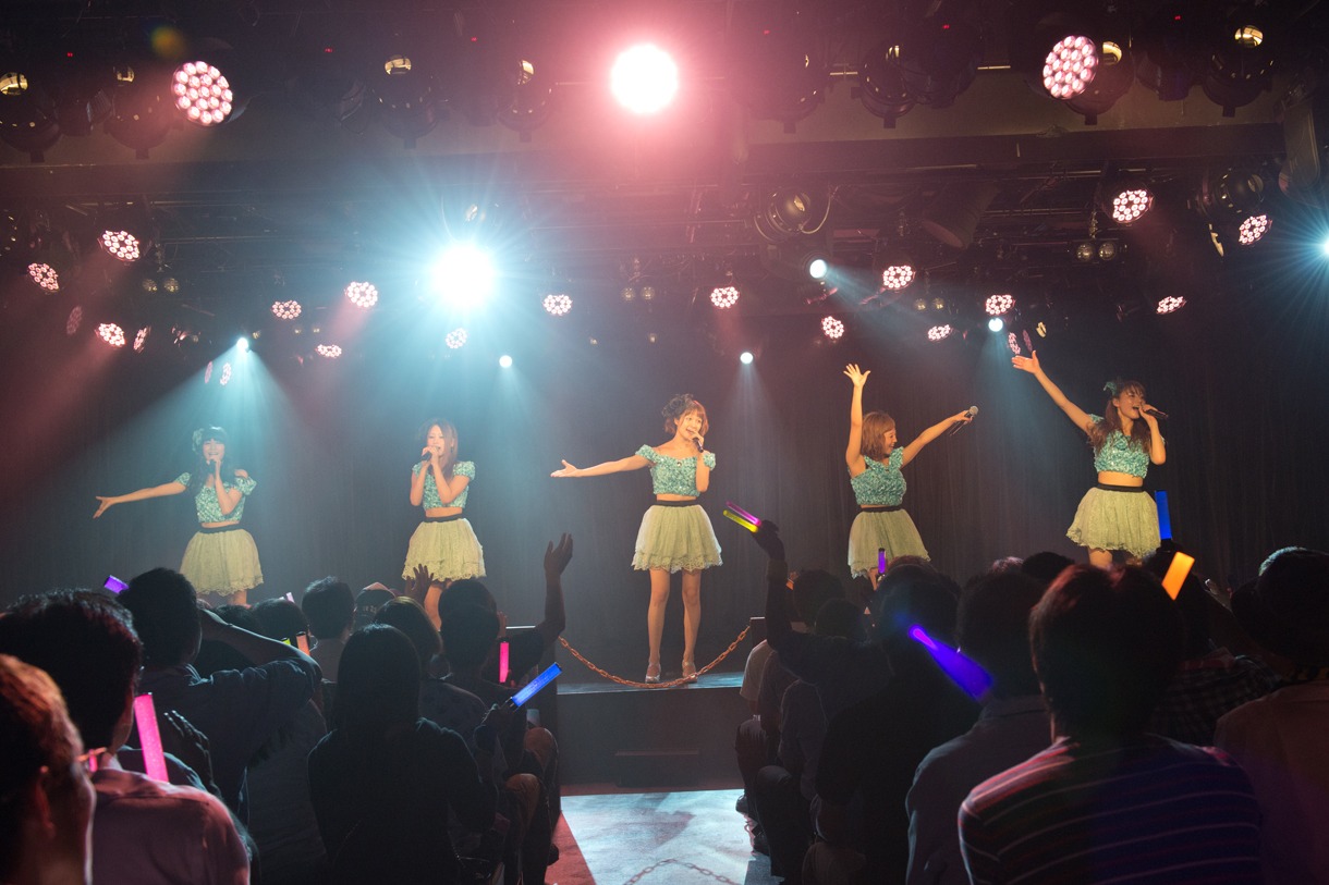 THE ポッシボー定期公演「Road to 中野サンプラザ～番外編～」の様子。