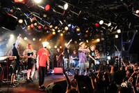 東京・渋谷CLUB QUATTROで実施された「KEY MAKER」リリースパーティの様子。