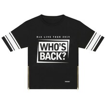 「BoA LIVE TOUR 2014 ～WHO'S BACK ?～」ツアーグッズとして販売されるBIG Tシャツ見本。