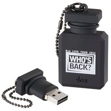 「BoA LIVE TOUR 2014 ～WHO'S BACK ?～」ツアーグッズとして販売されるUSBメモリ（4GB・壁紙入り）見本。