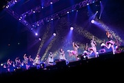 Dorothy Little Happy、ひめキュンフルーツ缶、LinQによるコラボステージの様子。