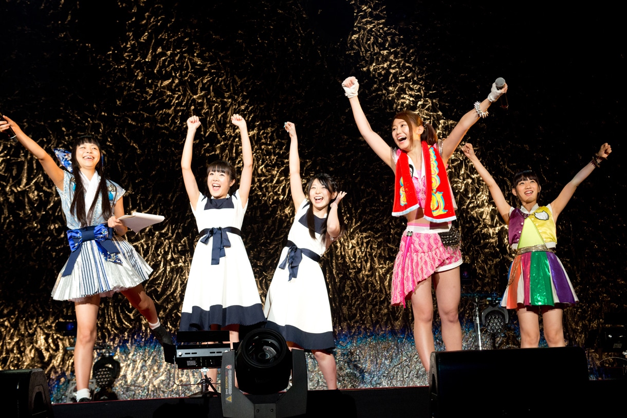 MCに登場した寺嶋由芙、高橋麻里、白戸佳奈、古川小夏、関根優那。