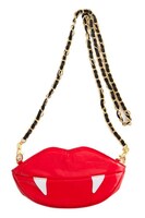 「HALLOWEEN COLLECTION STORE」で販売されるポシェット。