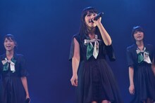 左からKaede、Nao☆、Megu。