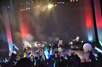 「Negicco NEXT DECADE 2014 ～奇跡を起こす！この街から」の様子。