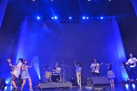 「Negicco NEXT DECADE 2014 ～奇跡を起こす！この街から」の様子。
