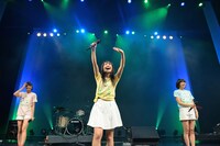 「Negicco NEXT DECADE 2014 ～奇跡を起こす！この街から」の様子。