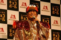 にこやかにトークするキョロケン。